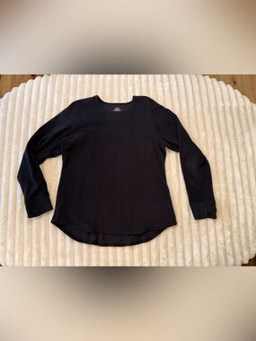 Black Crewneck Long Sleeve Sweatshirt